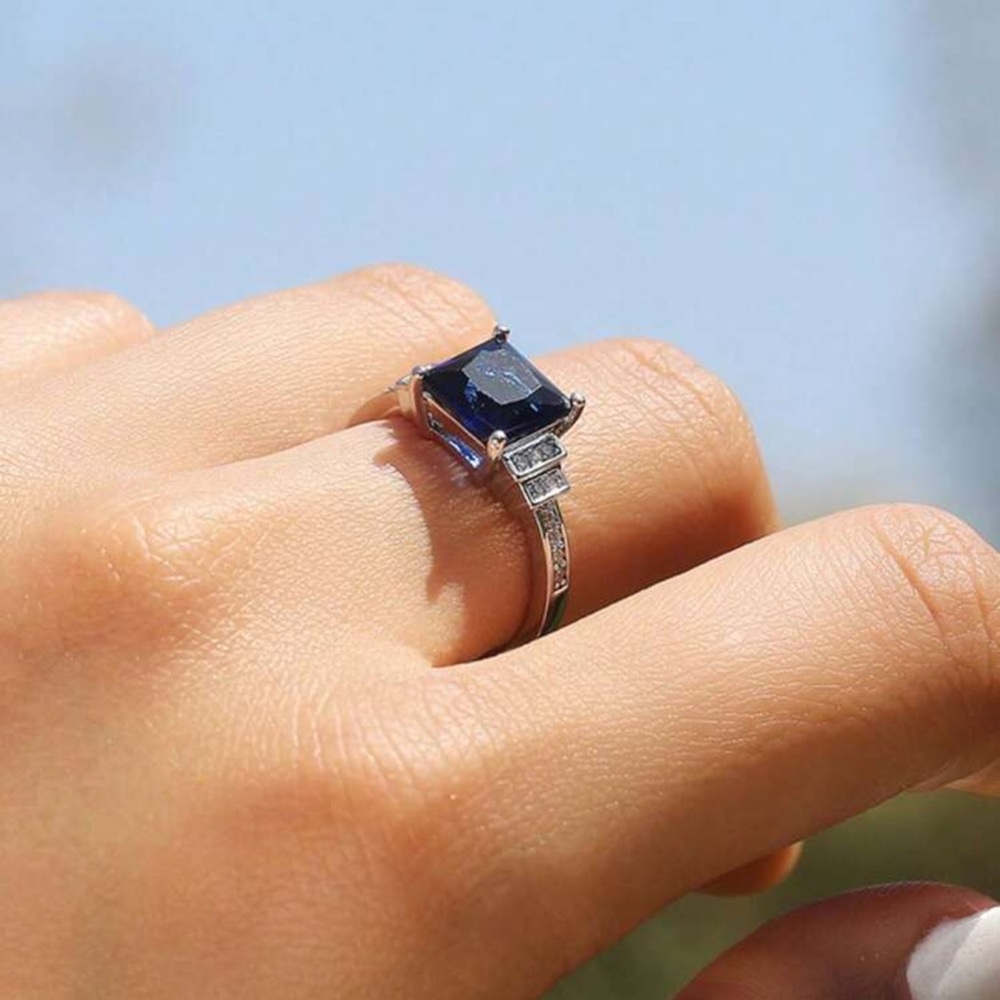 WEDDING ENGAGEMENT RINGS - Picture 4 of 4